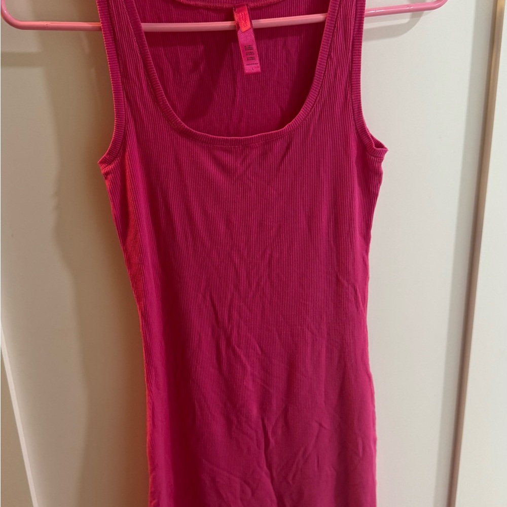 Pink Ribbed Top - Picture 2 of 3